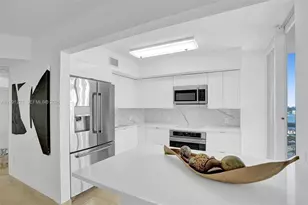 6301 Collins Ave, Miami Beach, FL 33141 - Photo 9