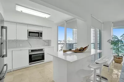 6301 Collins Ave #2308, Miami Beach, FL 33141 - Photo 21