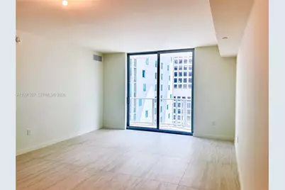 77 SE 5th St. #3614, Miami, FL 33131 - Photo 11
