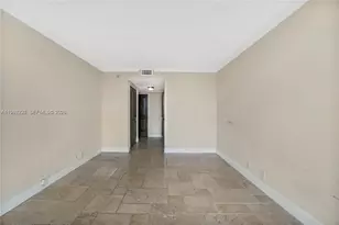 1000 Quayside Terrace, Miami, FL 33138 - Photo 23