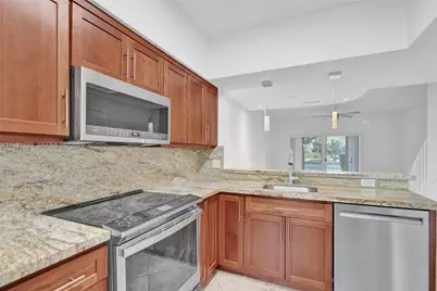 5388 Jubilee, Margate, FL 33063 - Photo 17