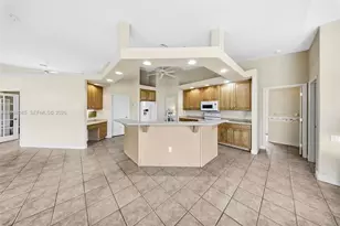 [Address not provided], Cape Coral, FL 33904 - Photo 13