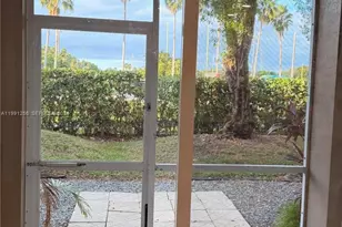 5785 NW 116th Ave, Doral, FL 33178 - Photo 5