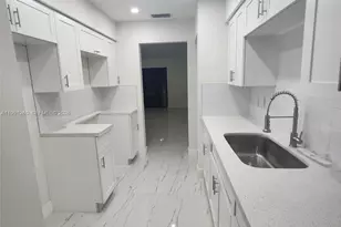 1459 Yellowthroat St, Homestead, FL 33035 - Photo 3