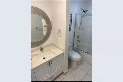 9346 S Belfort Cir #215, Tamarac, FL 33321 - Photo 7