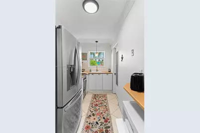 580 Egret Dr #111, Hallandale Beach, FL 33009 - Photo 5