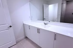 12426 SW 248th St, Unincorporated Dade County, FL 33032 - Photo 9