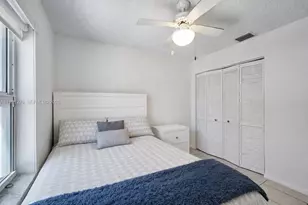 1080 Briar Ridge Rd, Weston, FL 33327 - Photo 21