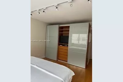 5005 Collins Ave #423, Miami Beach, FL 33140 - Photo 13