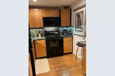 5005 Collins Ave #423, Miami Beach, FL 33140 - Photo 11