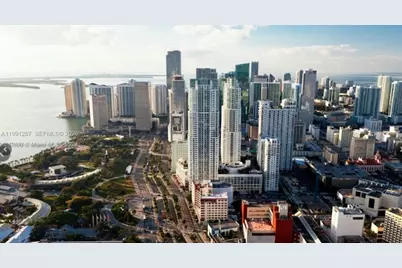 253 NE 2nd St #905, Miami, FL 33132 - Photo 17