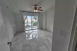 253 NE 2nd St, Miami, FL 33132 - Photo 9
