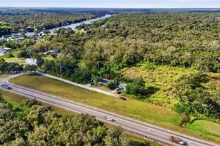 829 N Bridge St, Labelle, FL 33935 - Photo 5