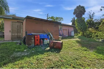 829 N Bridge St, Labelle, FL 33935 - Photo 27