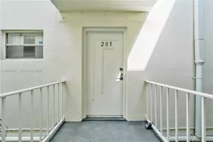 4205 N University Dr, Sunrise, FL 33351 - Photo 3