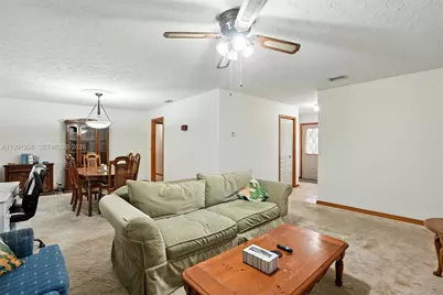 5006 Pike Ln, Labelle, FL 33935 - Photo 9