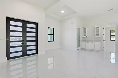 2039 Detroit Dr, Labelle, FL 33935 - Photo 9