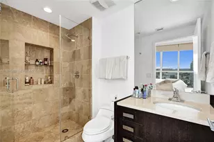 18201 Collins Ave, Sunny Isles Beach, FL 33160 - Photo 29