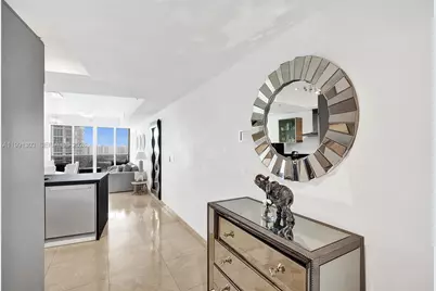 18201 Collins Ave #2007, Sunny Isles Beach, FL 33160 - Photo 3
