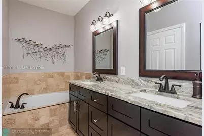 5754 NW 127th Ter, Coral Springs, FL 33076 - Photo 7