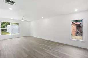 210 E Sugarland Cir, Clewiston, FL 33440 - Photo 25