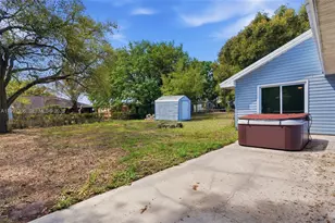 210 E Sugarland Cir, Clewiston, FL 33440 - Photo 41