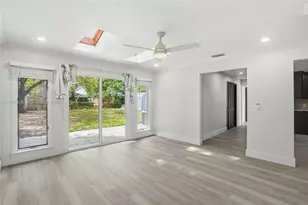 210 E Sugarland Cir, Clewiston, FL 33440 - Photo 17