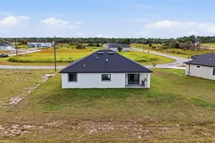 9027 Bamboo Cir, Labelle, FL 33935 - Photo 41