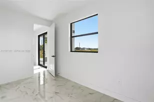 9027 Bamboo Cir, Labelle, FL 33935 - Photo 17