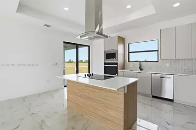 9027 Bamboo Cir, Labelle, FL 33935 - Photo 13