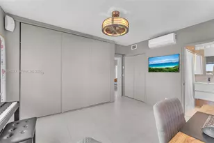 1130 Venetian Way, Miami Beach, FL 33139 - Photo 27