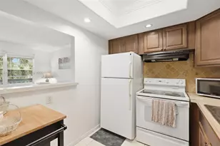 181 Newport K, Deerfield Beach, FL 33442 - Photo 19