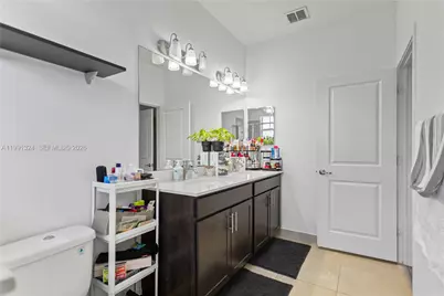 4910 NW 48th Ter, Tamarac, FL 33319 - Photo 27