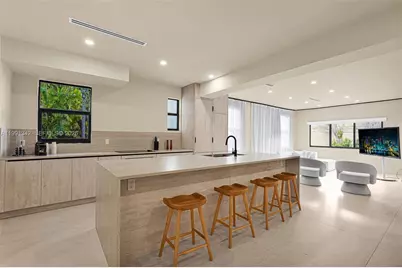 4721 NW 6th Ave, Miami, FL 33127 - Photo 5