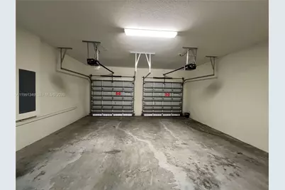 422 SE 34th Ter #422, Homestead, FL 33033 - Photo 9