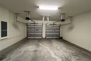 422 SE 34th Terrace, Homestead, FL 33033 - Photo 9