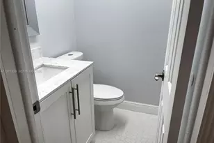 210 NW 87th Ave, Miami, FL 33172 - Photo 7