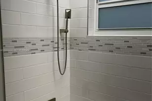 210 NW 87th Ave, Miami, FL 33172 - Photo 19