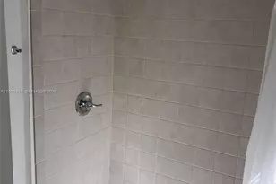 21730 NW 8th Ct, Pembroke Pines, FL 33029 - Photo 11