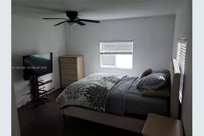 21730 NW 8th Ct, Pembroke Pines, FL 33029 - Photo 13