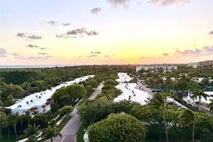 600 Grapetree Dr, Key Biscayne, FL 33149 - Photo 3