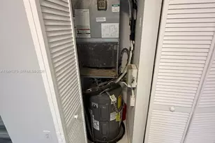 7210 NW 179th St, Hialeah, FL 33015 - Photo 9