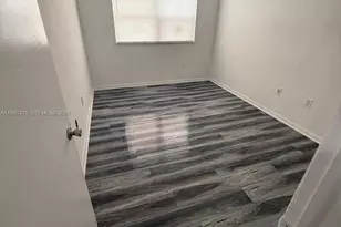 7210 NW 179th St, Hialeah, FL 33015 - Photo 11