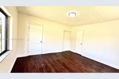 1352 NW 112th Ter, Miami, FL 33167 - Photo 9