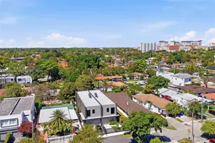 2840 SW 32nd Ct, Miami, FL 33133 - Photo 35