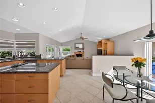 11735 Greenbrier Ln, Coral Springs, FL 33071 - Photo 5