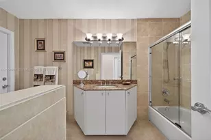 11735 Greenbrier Ln, Coral Springs, FL 33071 - Photo 15