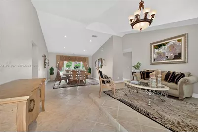 11735 Greenbrier Ln, Coral Springs, FL 33071 - Photo 3