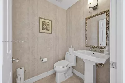 11735 Greenbrier Ln, Coral Springs, FL 33071 - Photo 7
