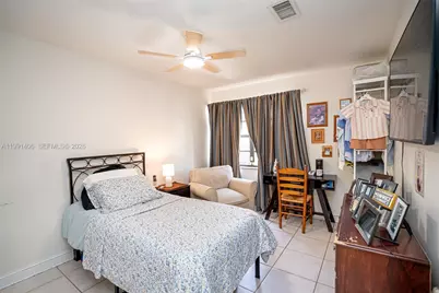 13560 SW 108th St Cir N, Miami, FL 33186 - Photo 33